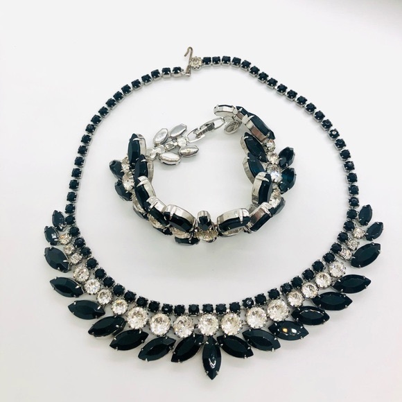 Vintage WEISS Black Crystal Demi Parure Necklace Bracelet Set - Picture 15 of 17